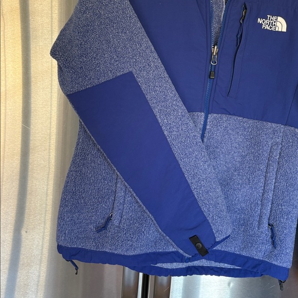 The North Face Women’s Denali Two-Tone Bluish Purple Jacket - Picture 7 of 10